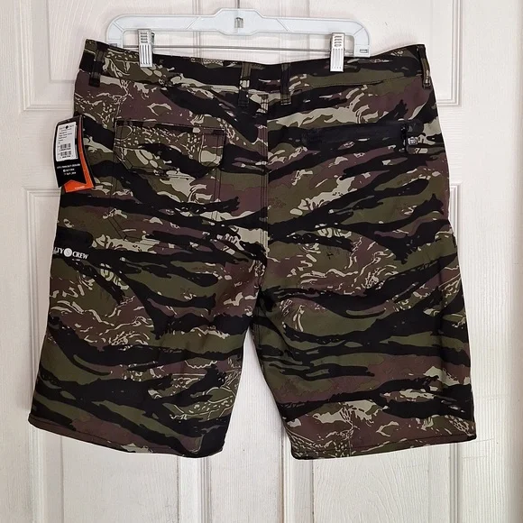 NWT Salty Crew Hybrid Camo Shorts Men 34 - Picture 10 of 10